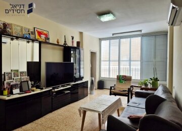 הרב עוזיאל 32, בבת ים 1,850,000 ₪