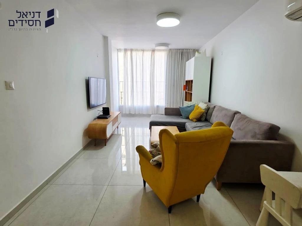 קרייתי 8 בת ים