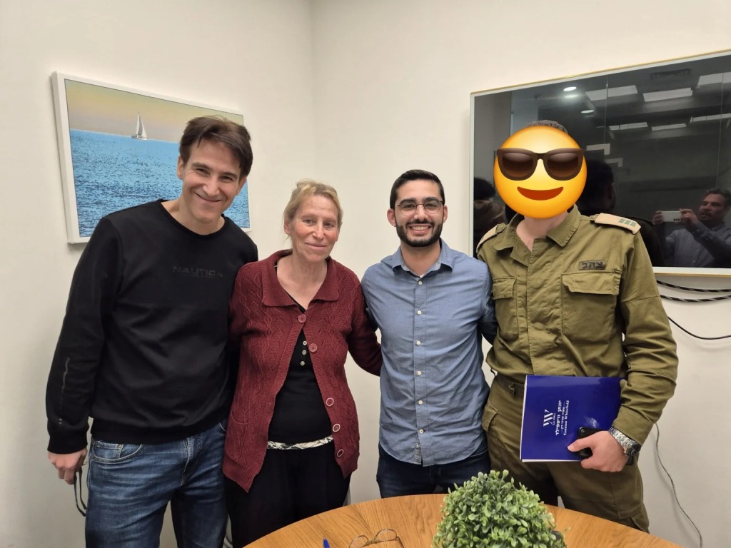 סיפור הצלחה קלויזנר 16 חולון‎